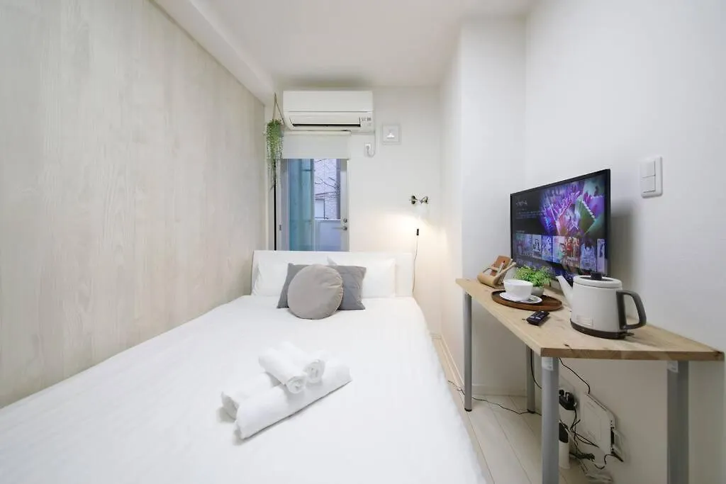 Real Kinshi 201 Apartment Tokyo Japan
