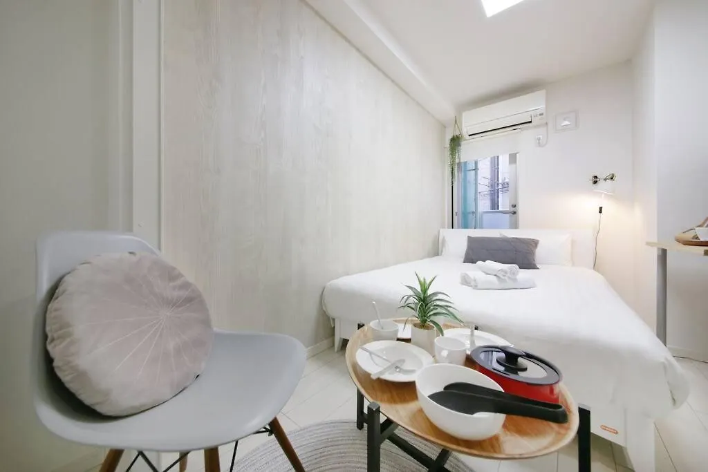 Real Kinshi 201 Apartment Tokyo Japan