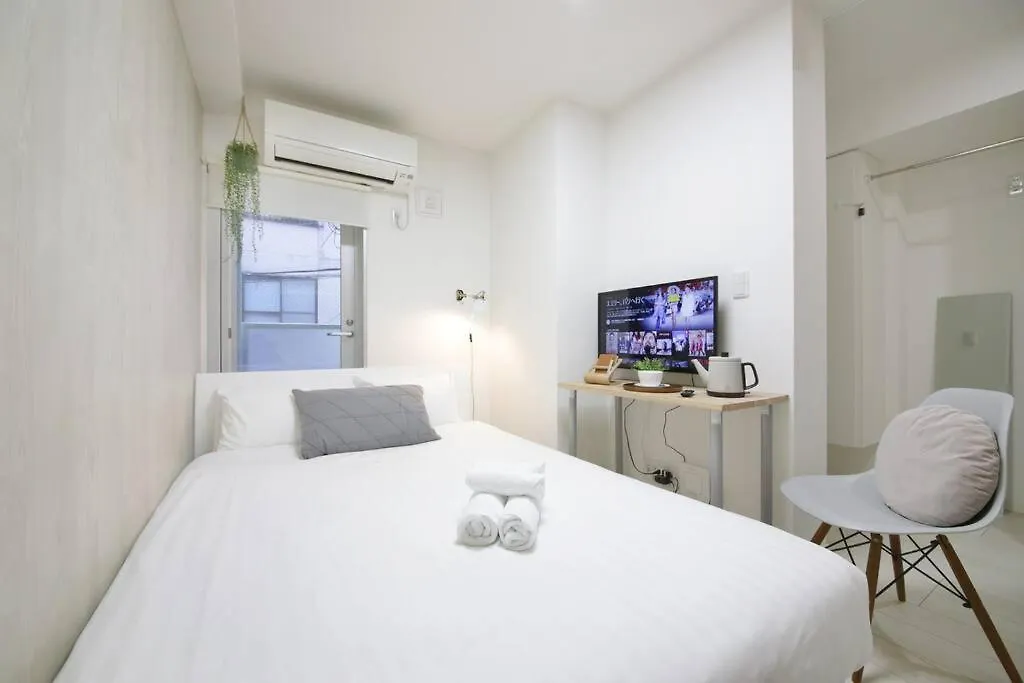 Real Kinshi 201 Apartment Tokyo